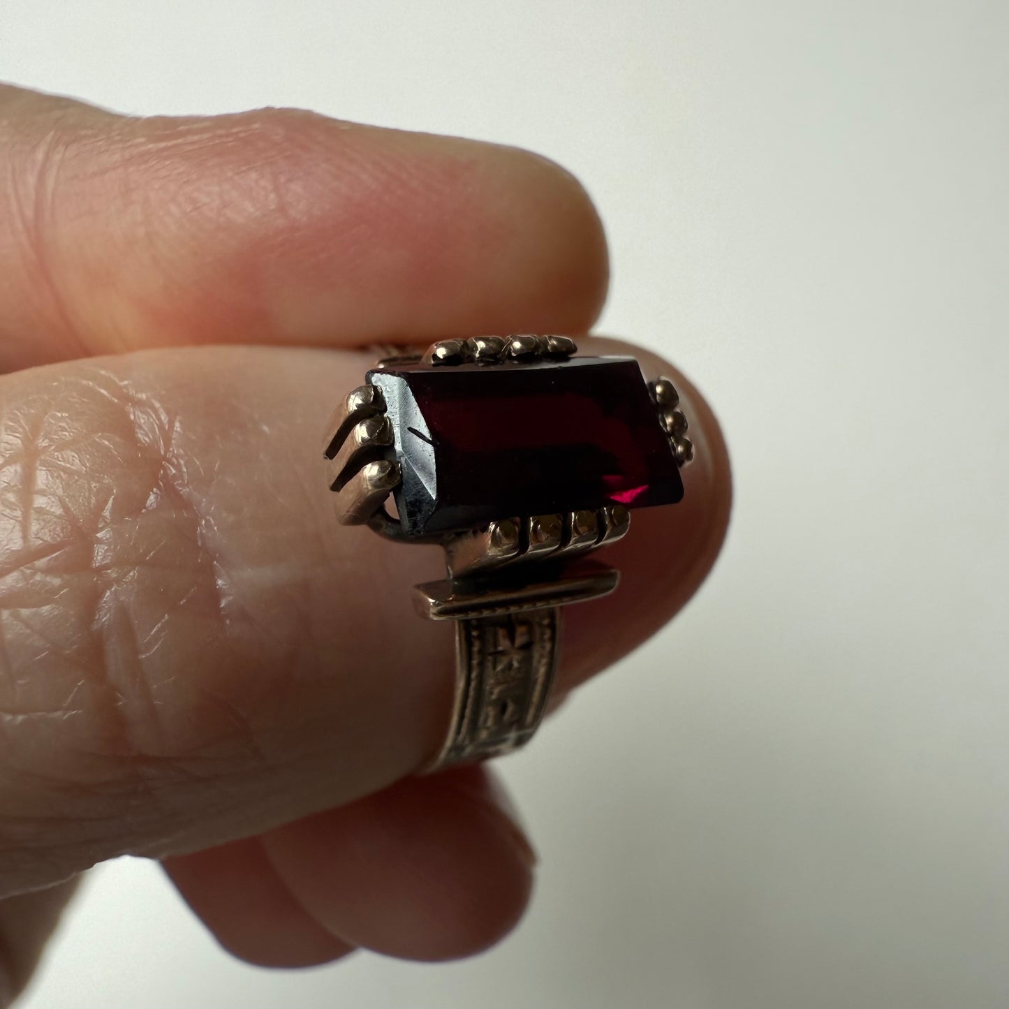 Edwardian Engraved 10k Gold Band and Garnet Ring Size 6