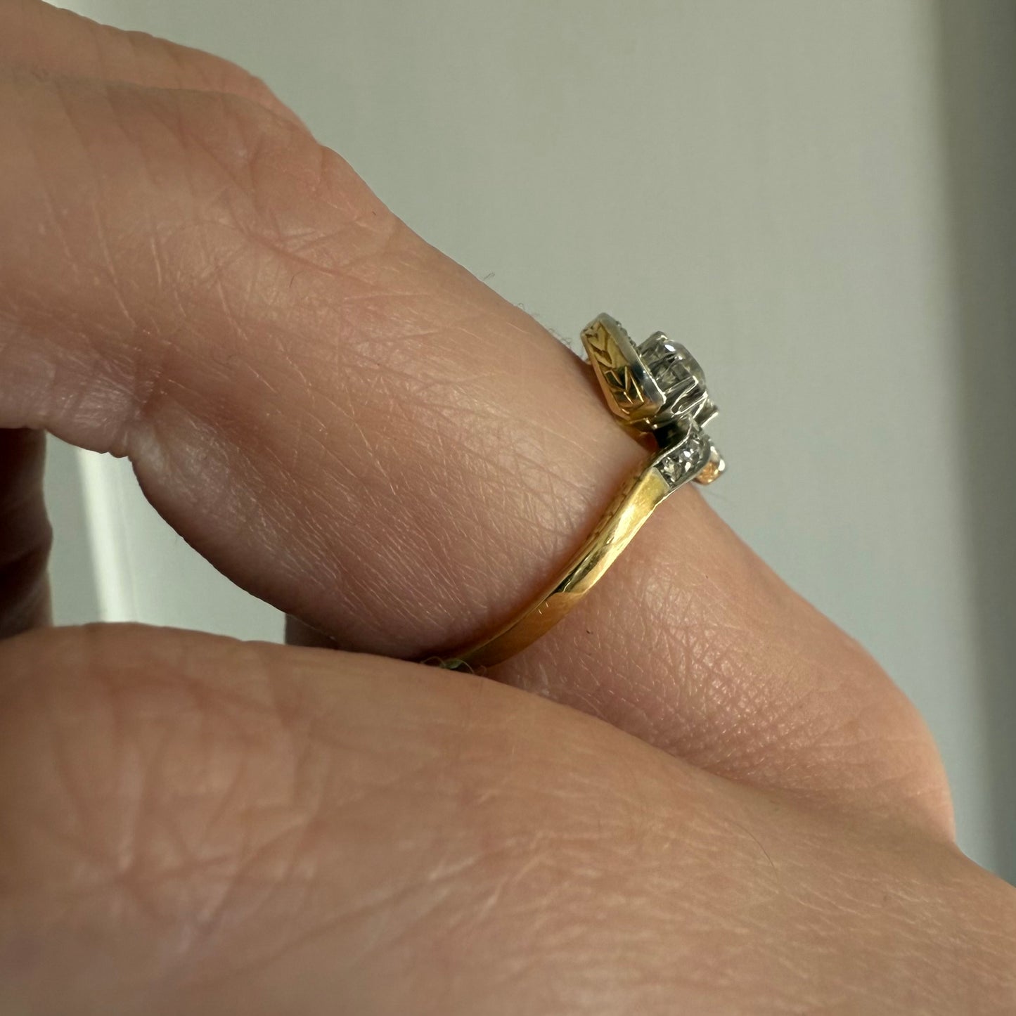 Art Nouveau Toi et Moi 18k Yellow Gold Ring with Natural Diamonds Size 6.75