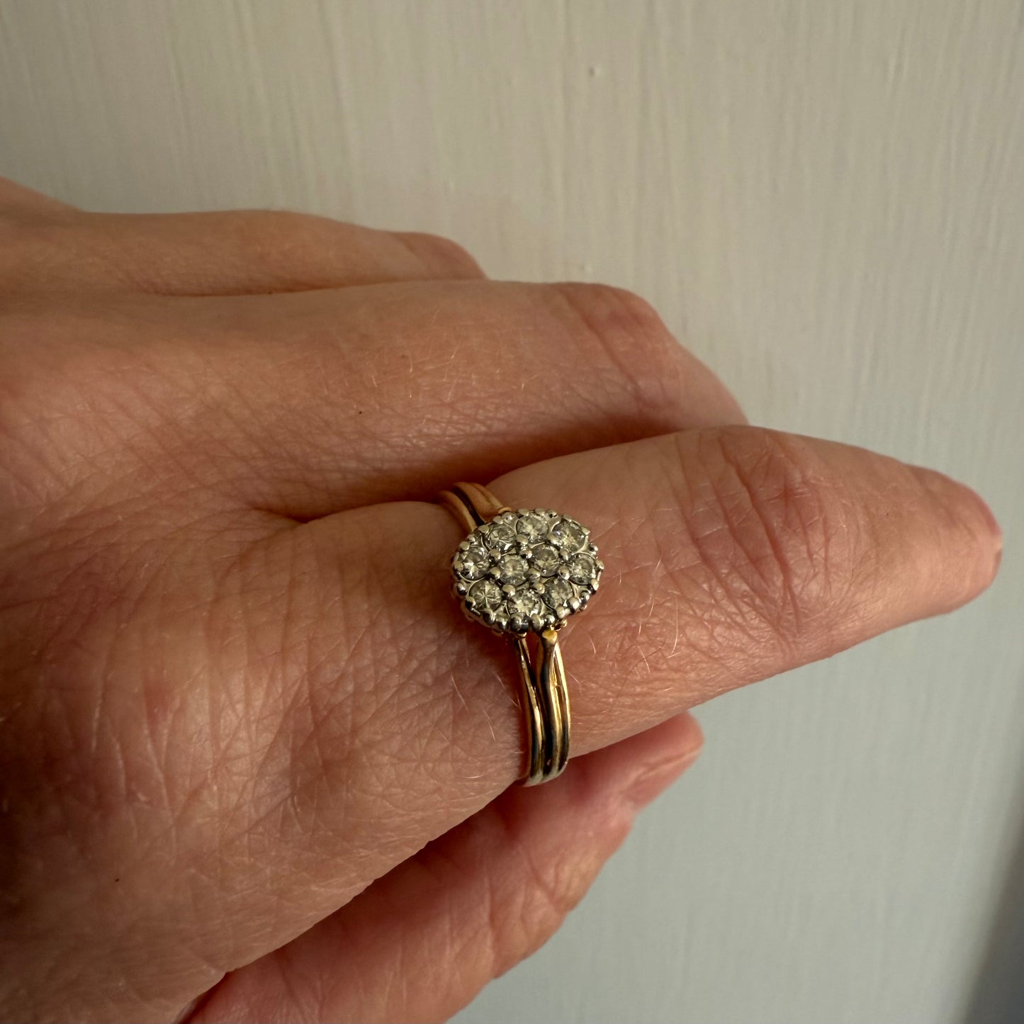 Sparkling 14k Gold Oval Diamond Cluster Ring Size 8.5