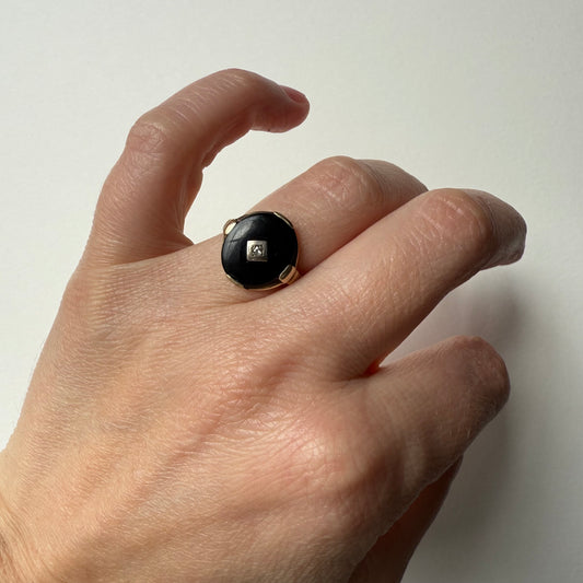 Victorian 10K Oval Black Onyx Diamond Ring Size 5.75