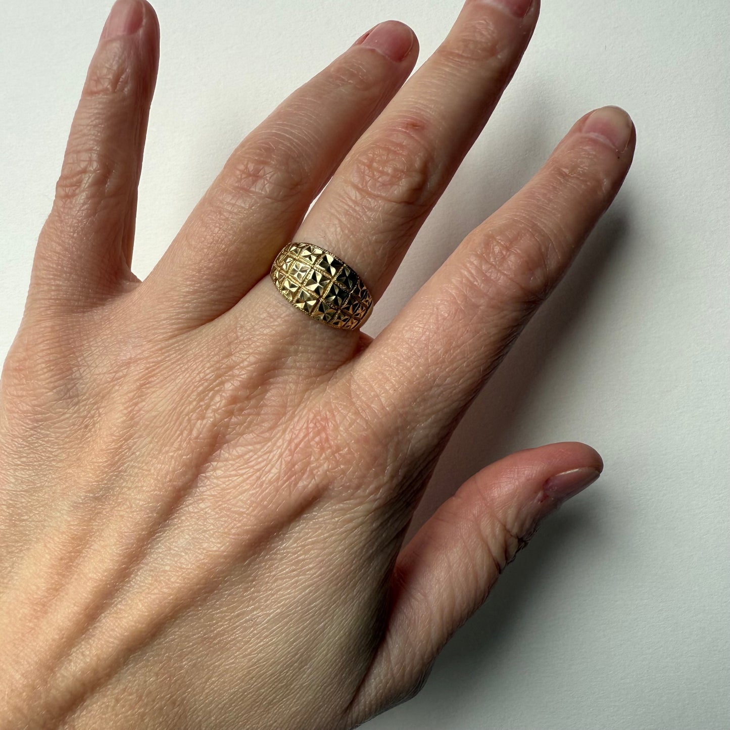 14k Yellow Gold Wide Dome Diamond Cut Band Size 8