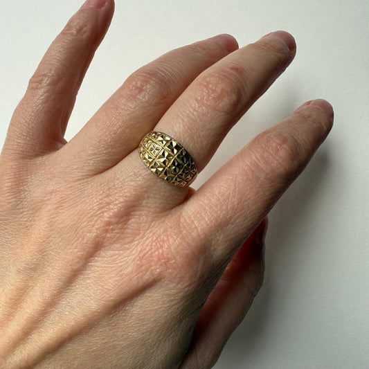 14k Yellow Gold Wide Dome Diamond Cut Band Size 8