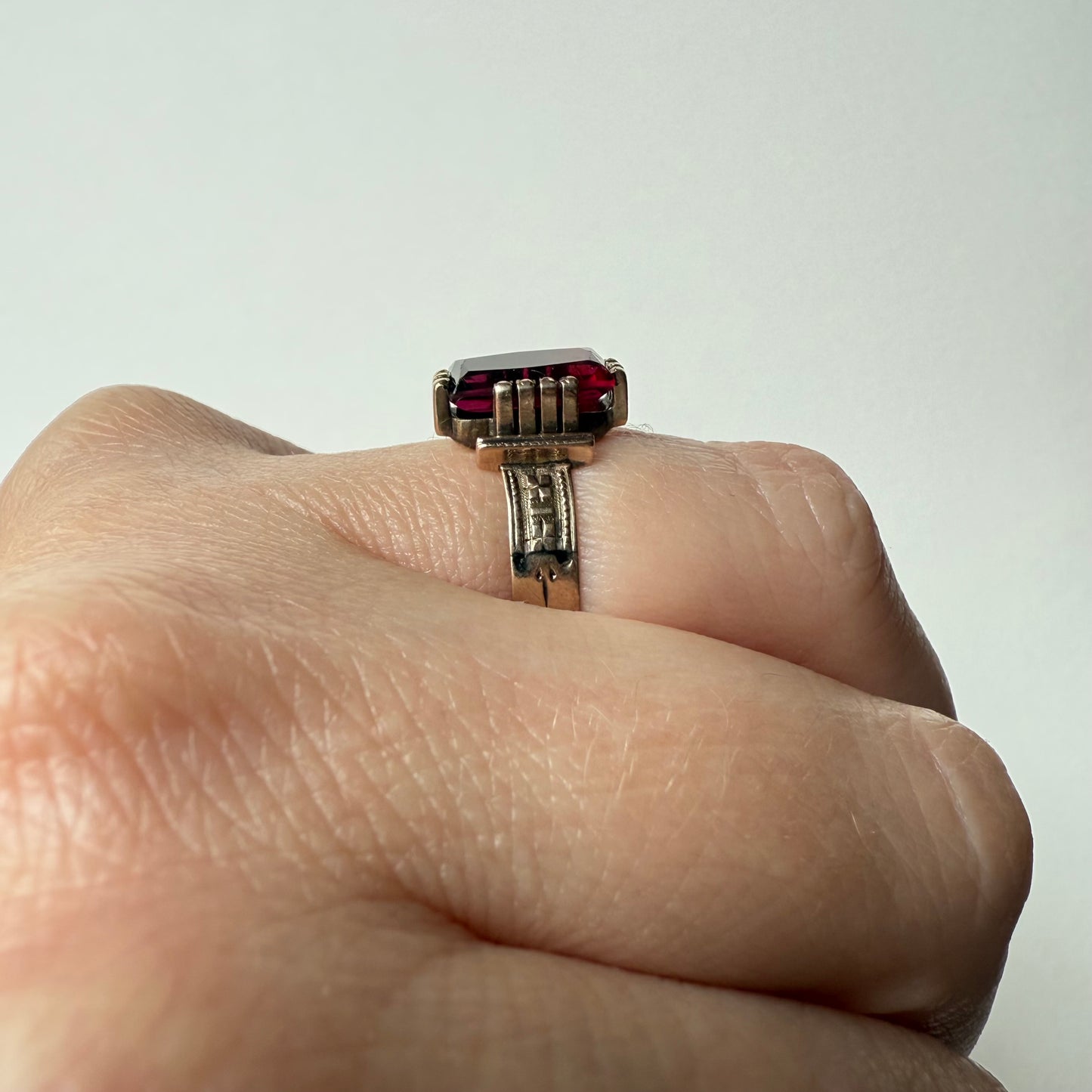 Edwardian Engraved 10k Gold Band and Garnet Ring Size 6