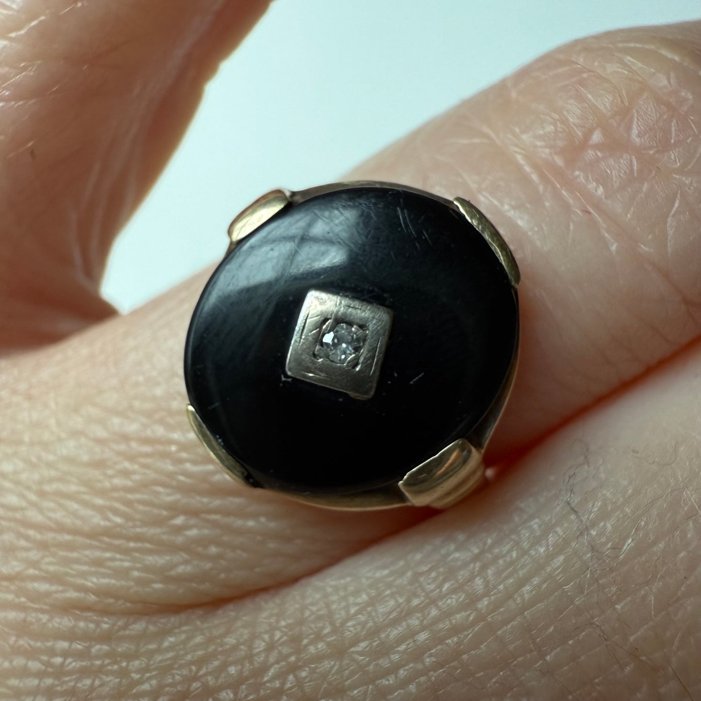 Victorian 10K Oval Black Onyx Diamond Ring Size 5.75