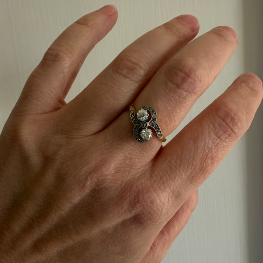 Art Nouveau Toi et Moi 18k Yellow Gold Ring with Natural Diamonds Size 6.75