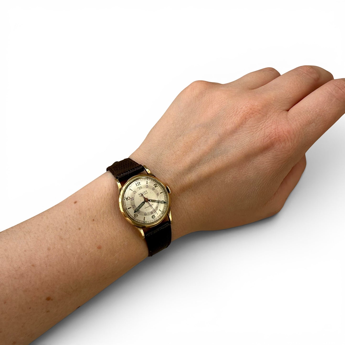 1940s Gruen Veri-Thin "Pan American" Manual Wind Watch